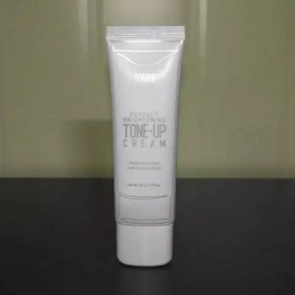 Kongsim Patsim [콩심팥심]화이트 플라워 콤플렉스 베이스메이크업 톤업크림 50g [Kung Sim Pat Sim] White Flower Complex Base Makeup Tone Up Cream 50g