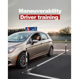 RoadHero 3 Pack Traffic Delineator Post with Weighted Rubber Base, Portable Black Safety Barrier Posts Cones with 5 FT Plastic Chain and Reflective Collars for Parking Lots,Construction Events