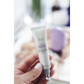 TRIA Age-Defying Skincare NOURISHING EYE RENEWAL CREAM .5fl.oz 15mL  - New w/Box