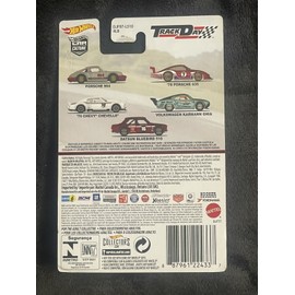 Hot Wheels 2016 Hot Wheels Car Culture Track Day Datsun Bluebird 510 w/ Real Rider Tires