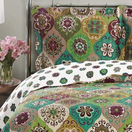 Royal Tradition Bonnie Printed Microfiber Oversized Full-Queen 3PC Quilt Set, Shades of Green, Gold and Burgundy