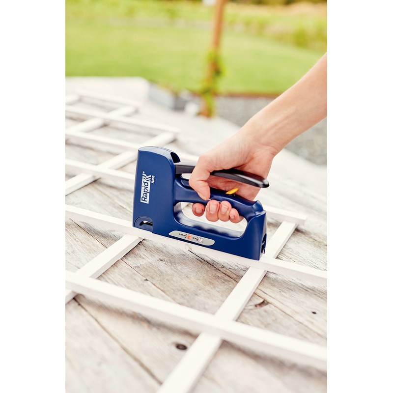 Rapid Staple Gun for Upholstery Work, Plastic Body, R453, 20009502