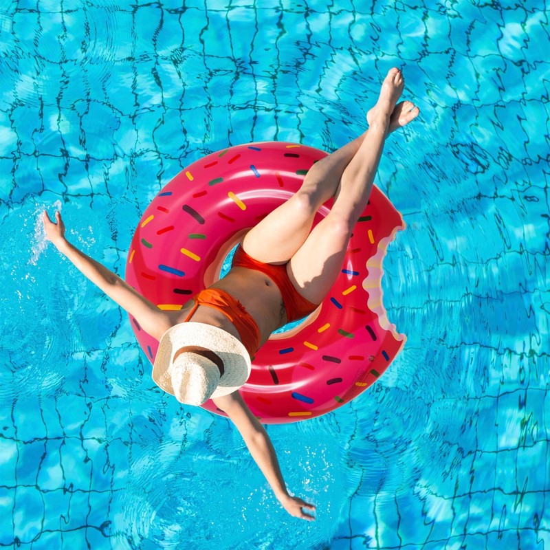 Goods + Goods Inflatable Donut / Swimming Hoop, 120 cm,