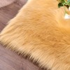 Cumay Faux Sheepskin Rug (60 x 90 cm) - Suitable