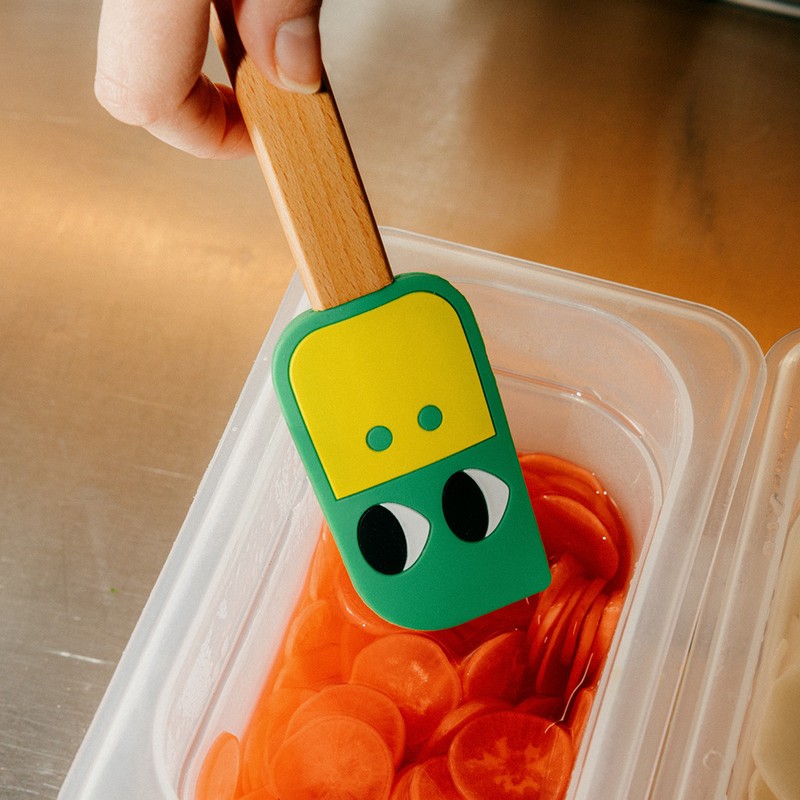 yiayia and friends Mini Spatula - Pig
