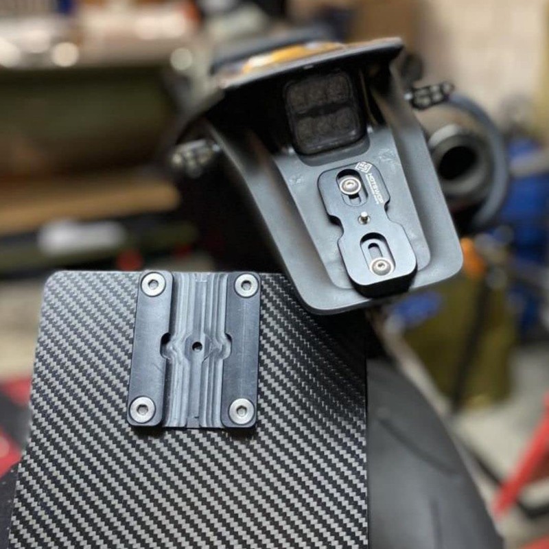 HotSwop Pro Basic Set [S], Number Plate Holder, Motorcycle, Frameless,