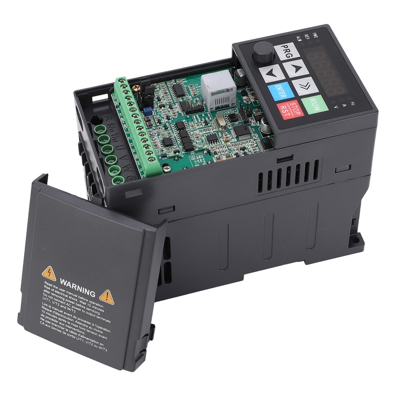 VFD Frequency Converter Digital Display 1.5KW 7A 220V Input Output