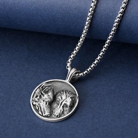 Wolf Head Locket Pendant, Nordic Viking Wolf Head Necklace For Men, Punk Wolf Medal Necklace, Tribal Wolf Head Amulet Jewellery, Gothic Wolf Couple Pendant Necklace For Boys, Stainless Steel