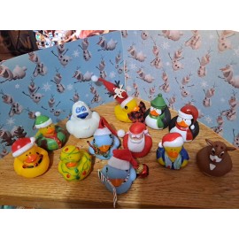 Bulk Lot Of 12 Rubber Ducks Jeep Ducky Christmas Holiday Snowman  Reindeer Xmas