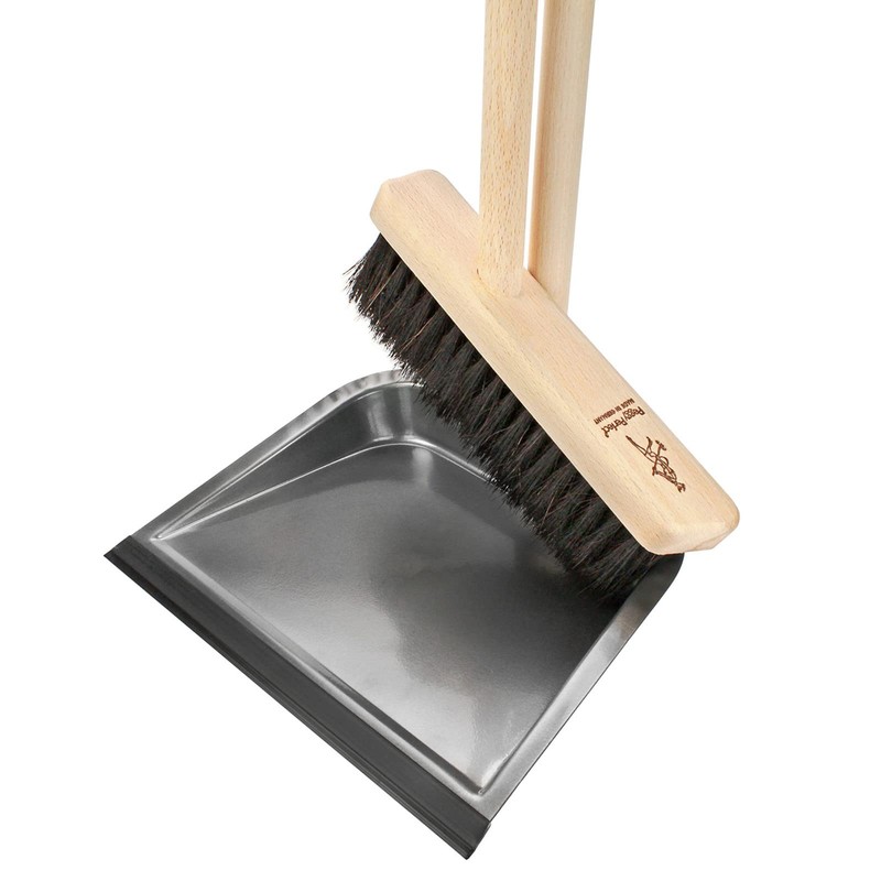 PEGGY PERFECT - Faule Grete Standing Sweeping Set with Long