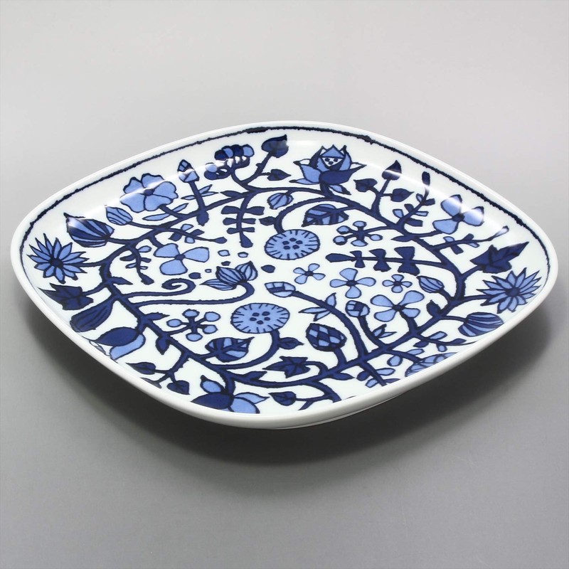 HAMATO Hasami Ware Yamayama Kiln Flower Parade Plate Large White