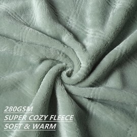 CREVENT Fluffy Baby Throw Blanket Neutral Super Soft Plush Blanket for Baby Boys and Girls Newborn Infant Toddler (75cmX100cm, Laurel Green)
