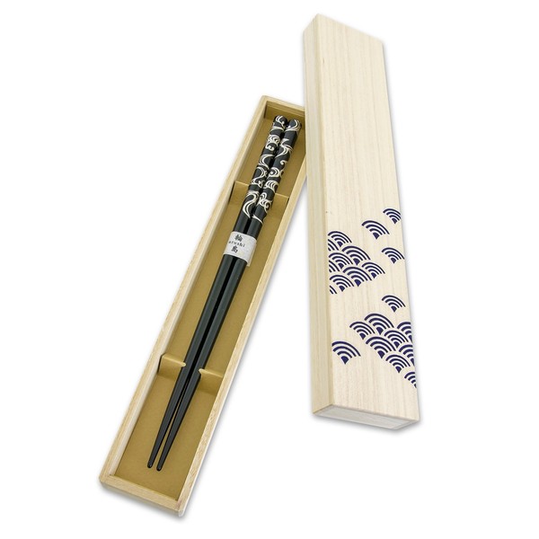 Hashimoto-Kousaku Wajima Japanese Natural Lacquered Wooden Chopsticks Reusable in Gift Box, Seasonal Scenery Ginnonami Black Made in Japan, Handcrafted