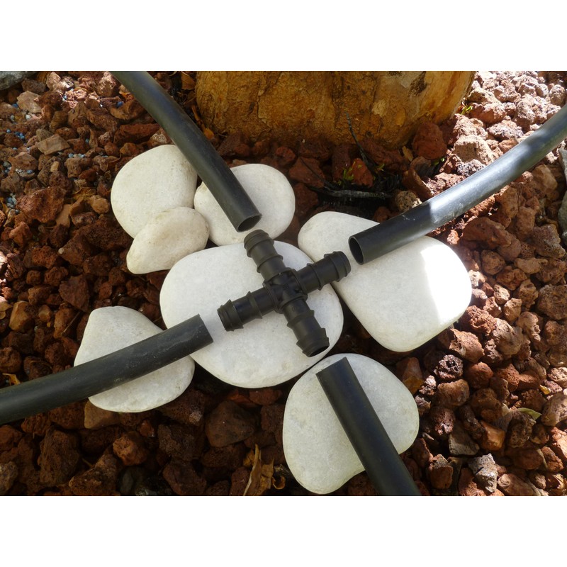S&M 2 x Black Drip Cross 16mm 544606