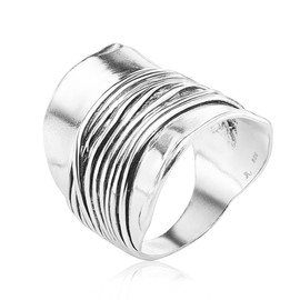 925 Sterling Silver Shield Ring With Center Wire Wrap Textured Vintage Look Stylish Hypoallergenic Nickel & Lead-free Artisan Handcrafted Designer Collection Made in Israel (Size 5-11)