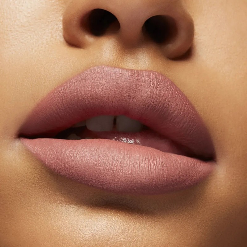 Labial Líquido MAC Locked Kiss Ink Mischief Mate 24 Hrs
