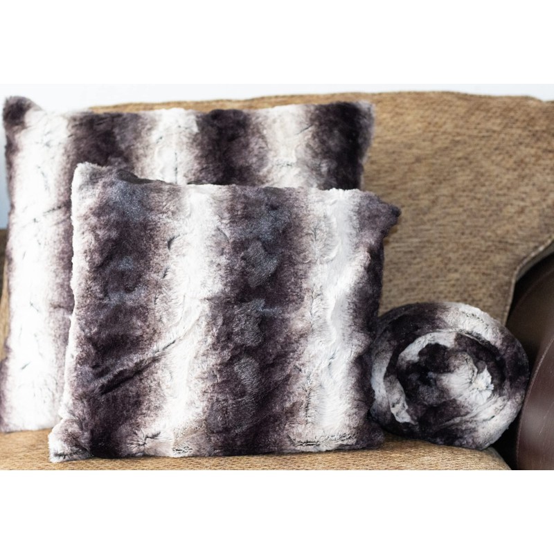 Lex's Linens Pack of 2 Opulence Premium Faux Fur Cushion