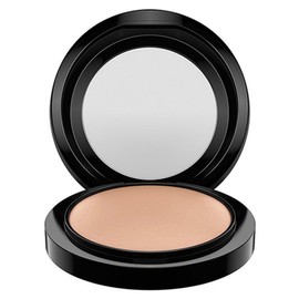 MAC Mineralize Skinfinish Natural Powder, Medium Dark, 1 pc / 맥 미네랄라이즈 스킨피니쉬 내추럴 파우더, 미디엄다크, 1개