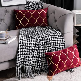 DEZENE Gold Velvet Throw Pillow Covers: 2 Pack 12x20 Inch Rectangular Decorative Pillow Cases for Bedroom Sofa Couch Living Room, Burgundy Red