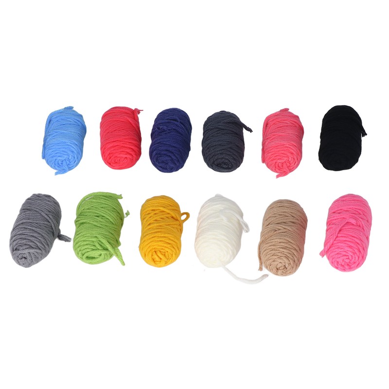 Pompom Maker 4 Different Sizes Easy Operation Plastic Pom Maker