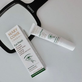 Mariko Eye Fresh 15ml Eye Gel for puffiness around the eyes / 마리꼬 아이 프레시 15ml 아이젤 눈가붓기
