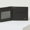 Hazzys (신세계센텀점)HAZZYS ACC블랙 가죽 음각 레터링 패턴 반지갑 HJWA4E580BK (Shinsegae