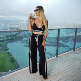 Lingt Chic Women's 2 Piece Outfits Adjustable Strap Crop Top and Wide Leg Pants Set Sporty Casual Lounge Set