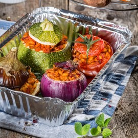 Relaxdays Aluminium bowls with lid, set of 100, 260 ml, for baking and grilling, assiettes for catering, aluminium containers, silver