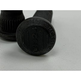 International Open Box 2 PACK International 2007175C2 Wheel Stud W1324 M22 x 1.5