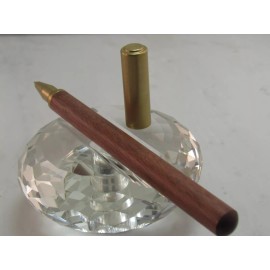 STUNNING HIGH QUALITY RED WOOD AND BRASS ROLLER BALL TACTICAL PEN