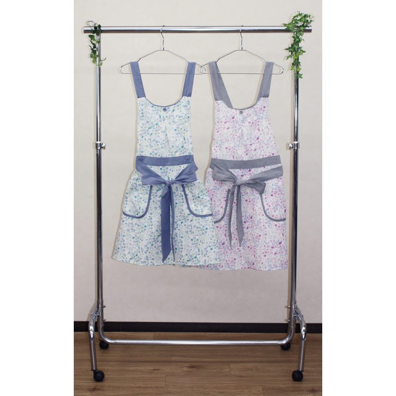 Medium Floral Print Back Cross Flare Apron BL