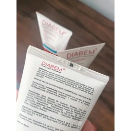 3 Diabem Crema Especial Para Diabético Hidratante 110ml                                                                                               