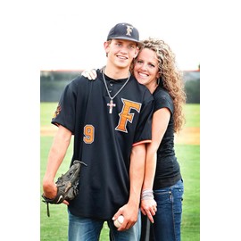 LAOYOU 2pcs Baseball Cross Necklaces For Teen Men, Black & Silver Stainless Steel Baseball Necklaces For Teenager Men Philippians 4 13 Inspirational Bible Verse Quote Pendant Chain Religious Gift