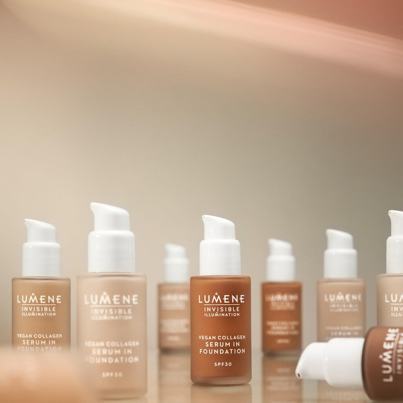 LUMENE Invisible Illumination Tinted Serum Foundation SPF30 with Vegan Collagen