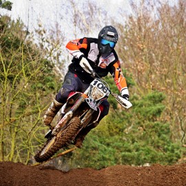 Motorcycle Helmet Riding Goggles Glasses with Removable Face Mask,Detachable Fog-Proof Warm Goggles Mouth Filter Adjustable Non-Slip Strap Vintage Bullet Fight Motocross (Colorful)