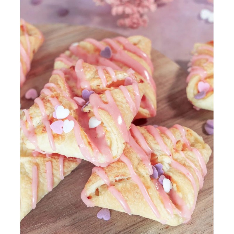 RUF Herzallerliebst Sugar Hearts, Edible Scatter Decoration in Heart Shape,