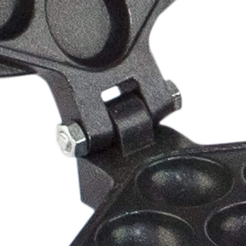 ALDKitchen Bubble Waffle Maker | Replaceable 180 Degree Rotating Egg