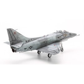 Hasegawa 07523 1/48 US Navy A-4E Skyhawk Top Gun Plastic Model