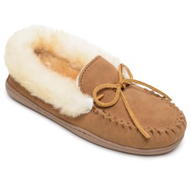 Minnetonka Womens Alpine Sheepskin Moc, Golden Tan, Size 11 Wide