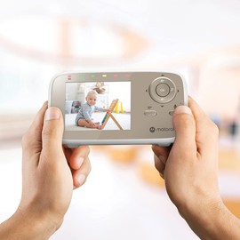 Motorola VM483 - Baby Monitor W/ 2.8" Color Screen, 1000ft Range no WiFi 2.4 GHz Wireless & 2-Way Audio, Remote Pan-Tilt-Zoom, Room Temp, & Infrared Night Vision