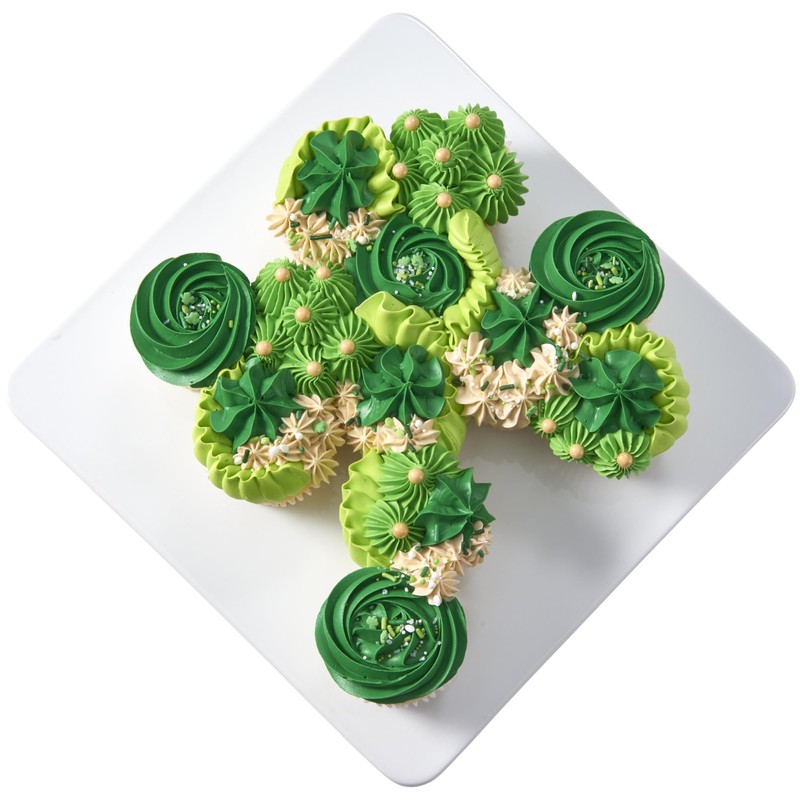DecoPac St. Patrick's Day Fusion Mix Sprinkles, 26oz, Green, White