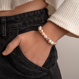 Secret & You Pearl Bracelet Baroque Freshwater Cultured Pearls in White or Colorful Pearls are 8-9 mm - 18 cm Elastic Band