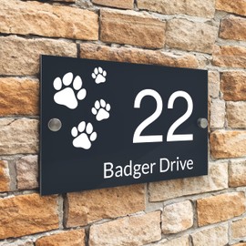 Badgemaster Modern Anthracite House Number Sign Plaque Stainless Steel Standoffs 20cm x 13cm Paw Print