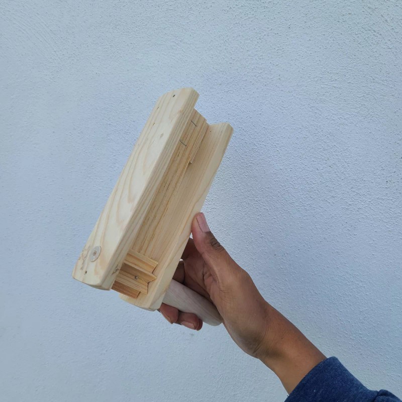 Set 4 Matracas Madera Natural Chicas Fiesta Partidos