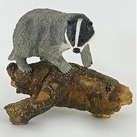 Fiesta Studios Badger Ornament Original Collectable Figurine by Barrie Gittens H10cm