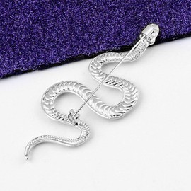 Holibanna Snake Brooch Thriller Animal Metal Punk Brooch Pin Badge Jewellery, agarwood, Alloy