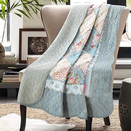 VIVILINEN Twin Size Patchwork Quilt Blue Cotton Quilted Throw Blanket Reversible Bedspread Coverlet for Couch Sofa Lightweight Soft Floral Vintage Garden Flowers Comforter Bed Cover for Bed Home Bedroom Decor