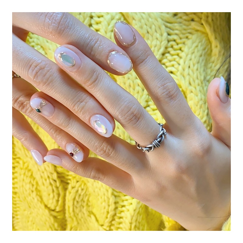 [Janef] Luxurious brooch nails like gemstones - Emerald on both