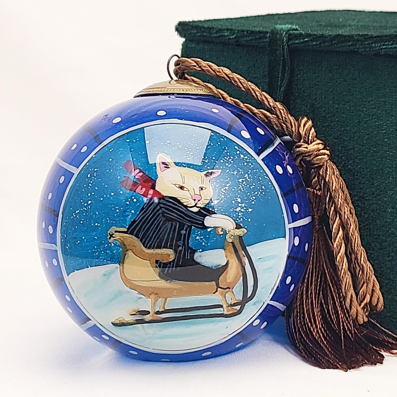 Handcrafted Inside-Painted Glass Ornament - Blue-Ski Kitten Design by LiBien丨Artistic