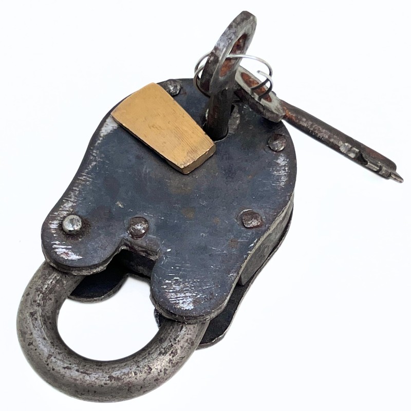 Antique Style Rustic Cast Iron Padlock Heavy Duty Skeleton Key